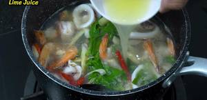 Seafood Tom Po Taek: Spicy & Sour Thai Seafood Stew Recipe