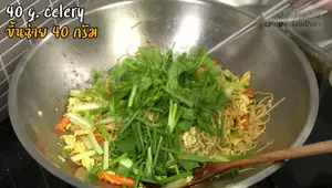 Chewy Pad Mee Sua: A Delicious Thai-Chinese Noodle Recipe