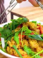 Steamed Three-Layer Pork with Herbs: A Spicy Thai Delight