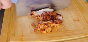 Dusty Chicken: Easy Thai Recipe with Delicious Dipping Sauce
