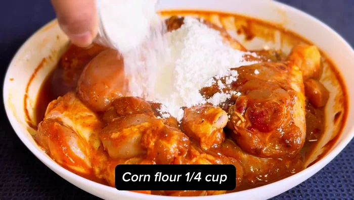 Mix corn flour and rice flour.